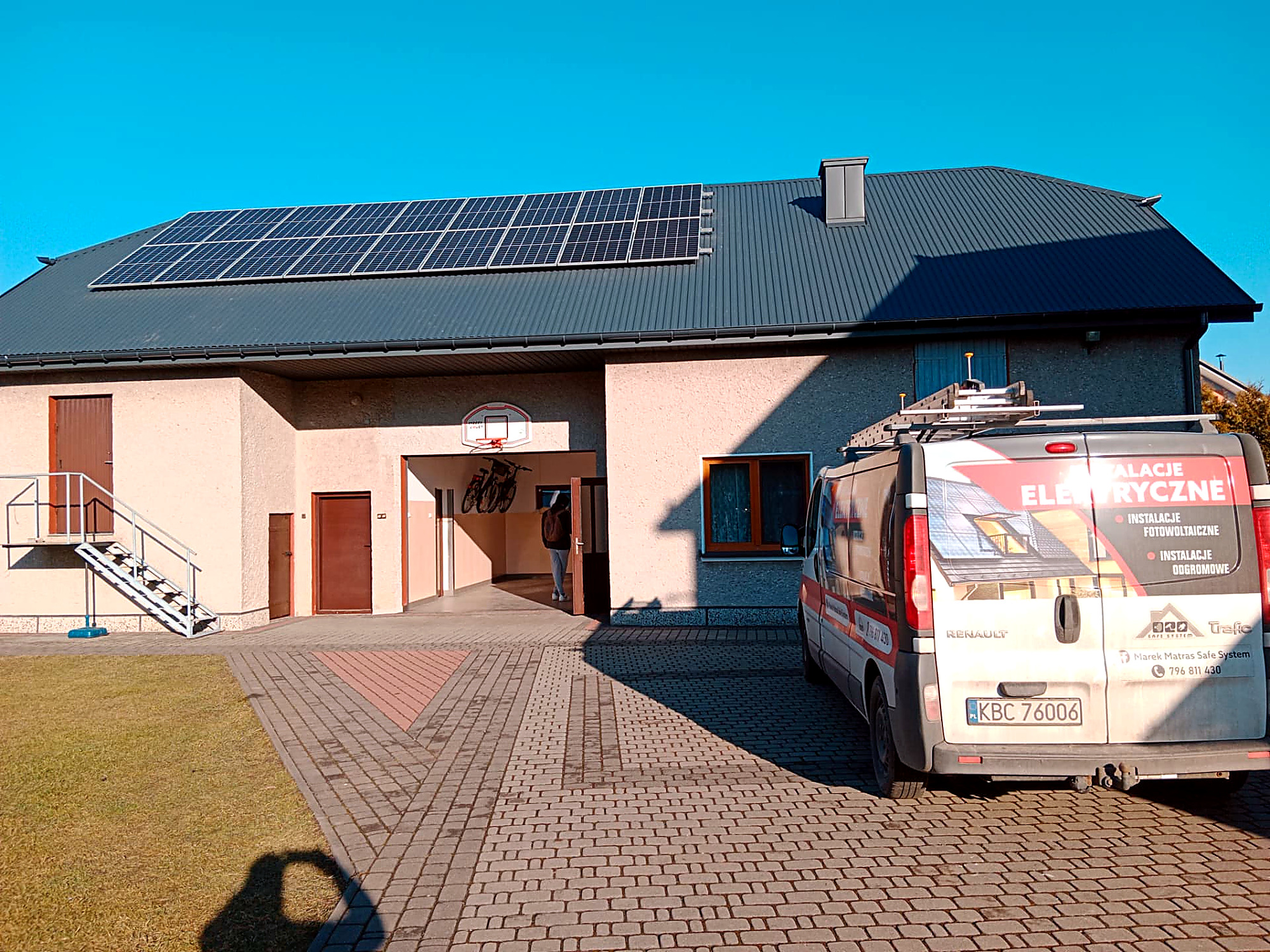 Instalacja PV na dachu domu z blachodachówką — realizacja Bochnia