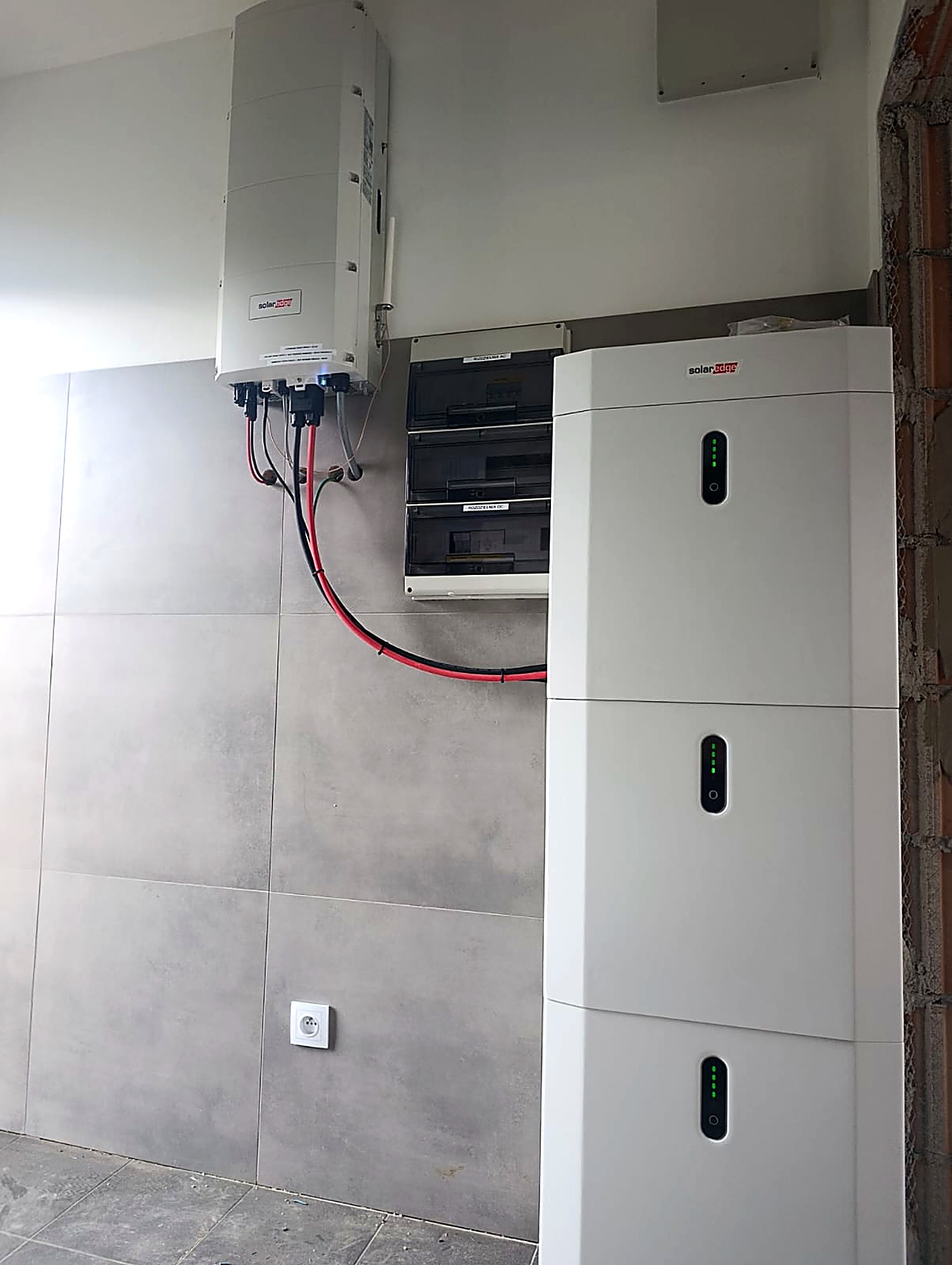 Falownik SolarEdge z magazynem energii zamontowany w kotłowni